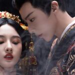 Primer plano de una pareja protagonista de un drama histórico chino con trajes de lujo y accesorios tradicionales.